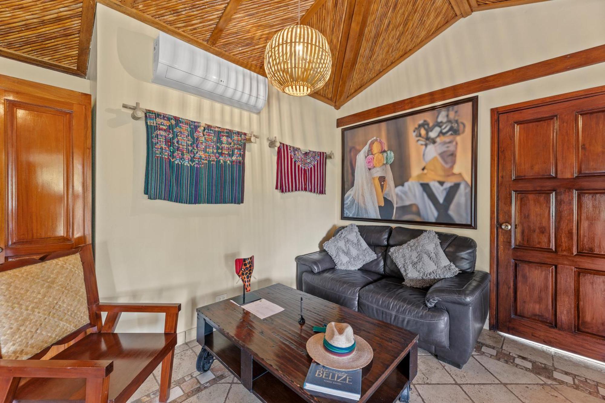 בלמופן Sleeping Giant Rainforest Lodge מראה חיצוני תמונה